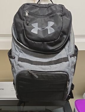 Under Armour Storm Men's Black & Gray Two-Tone Backpack